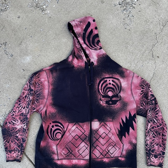 Custom Bassnectar zip up hoodie with Grateful Dead stealy on the hood - Picture 1 of 4
